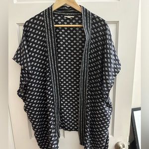 Loft xs/s black and white kimono